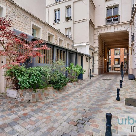 33 - Flat Av Des Champs-Elysees Paris Eksteriør bilde